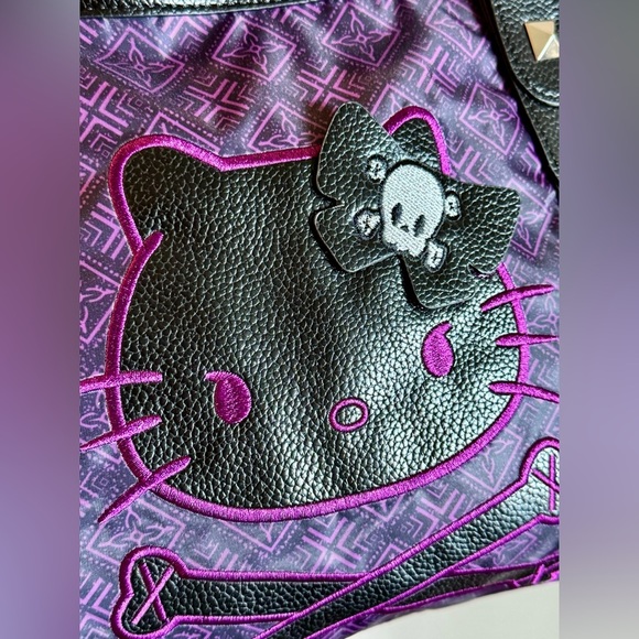 New Hello Kitty Gothic Halloween Purple & Black Skull Skeleton Hand Bag Purse - Picture 12 of 13